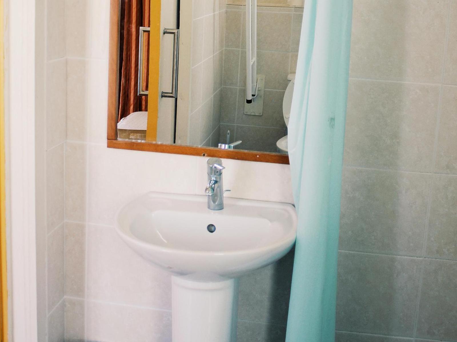 Scalabrini Accommodation كيب تاون الغرفة الصورة
